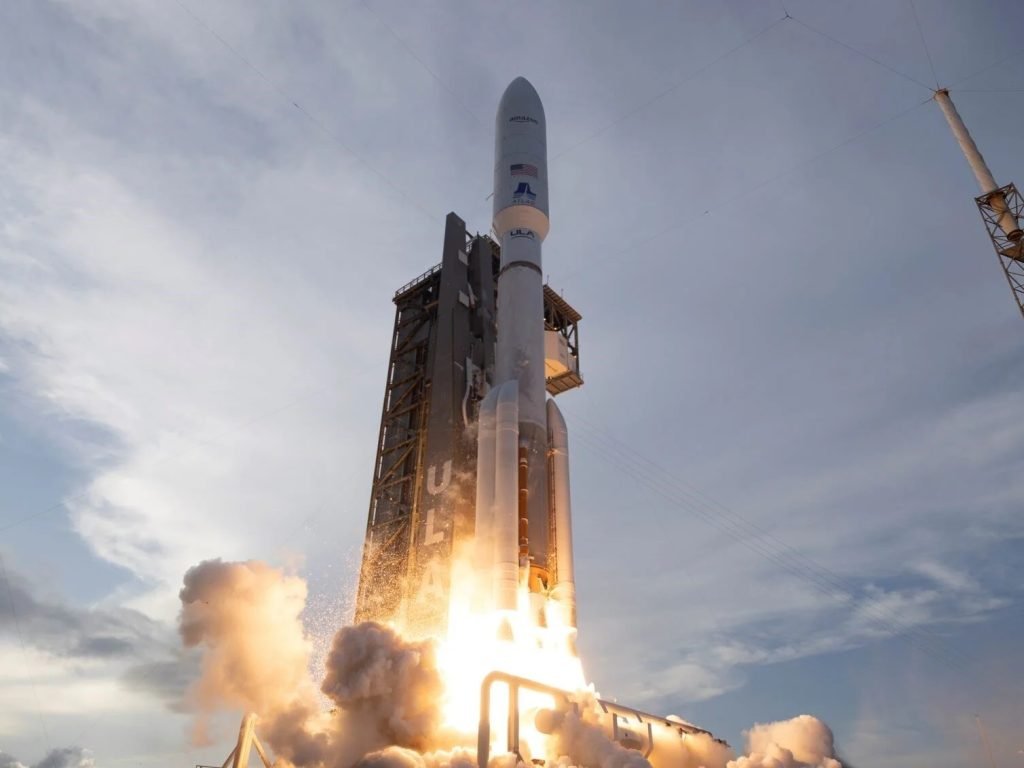 Photo of a Atlas V rocket launch as a new chapter in satellite internet services commenced yesterday as a United Launch Alliance (ULA) rocket deployed Project Kuiper satellites for Amazon as part of its constellation for global connectivity, especially in rural and remote locations.